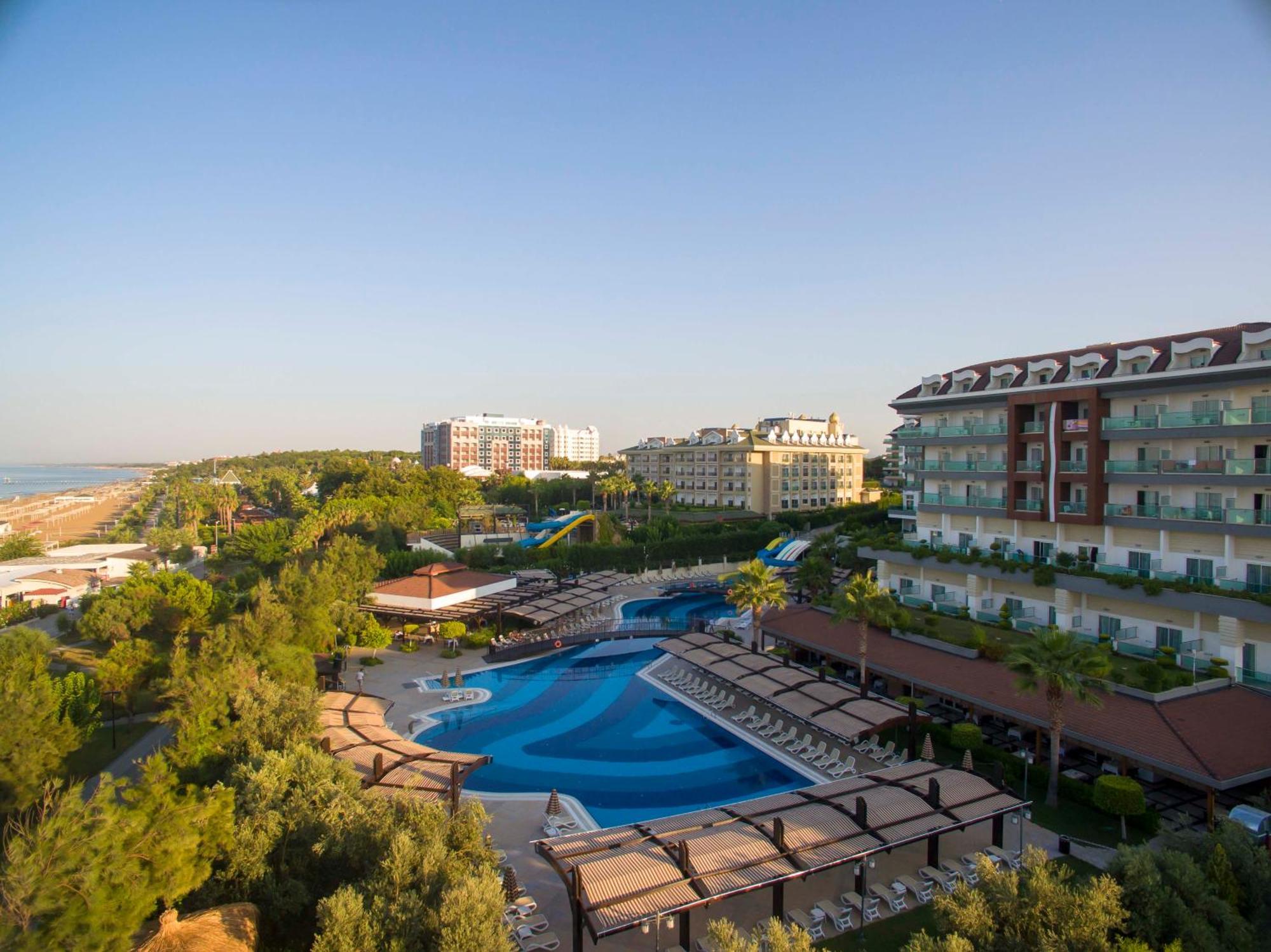 Adalya Ocean Deluxe Hotel Side Exterior foto